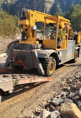 Robot de hormigón húmedo y hormigón caliente multifunción para trabajos de protección de pendientes